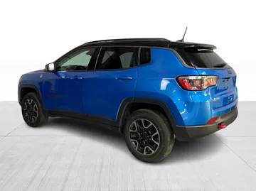 2019 Jeep Compass - image 10