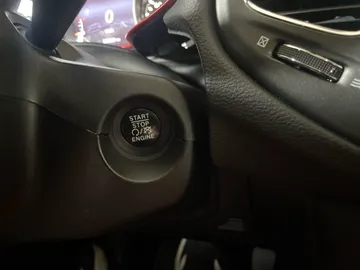 2018 Jeep Compass - image 23
