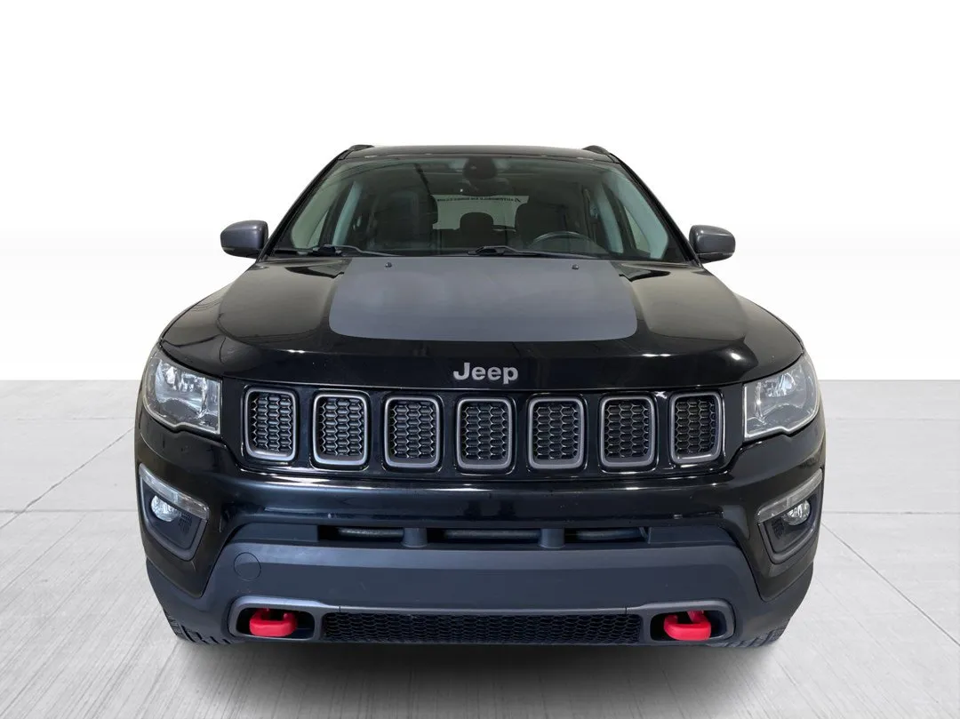 2017 Jeep Compass — photo 8