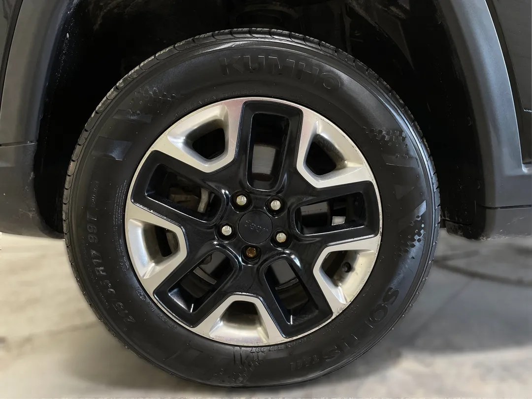2017 Jeep Compass — photo 6