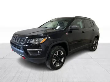2017 Jeep Compass - image 10