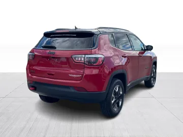 2018 Jeep Compass - image 15