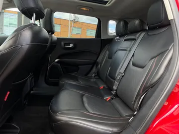 2018 Jeep Compass - image 16