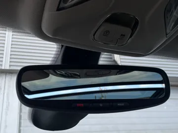 2018 Jeep Compass - image 17