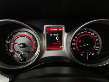 2018 Dodge Journey - image 15