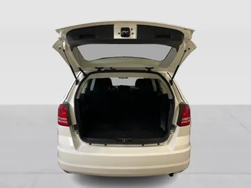 2018 Dodge Journey - image 12