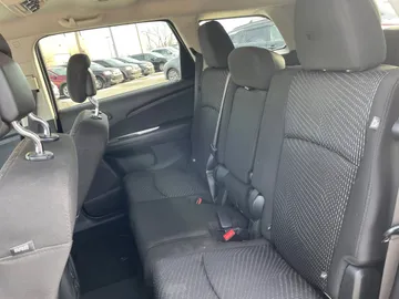 2016 Dodge Journey - image 14