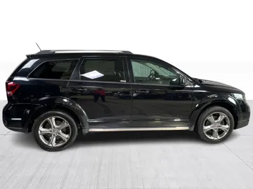 2017 Dodge Journey - image 2