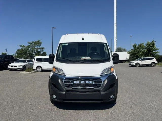 2023 Ram ProMaster Cargo Van — photo 2