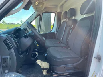 2023 Ram ProMaster Cargo Van - image 8