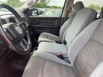 2019 Ram 1500 Classic - image 3