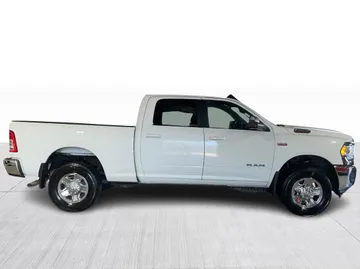 2022 Ram 2500 - image 2