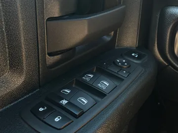 2024 Ram 2500 - image 24