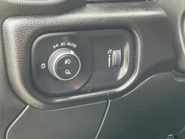 2025 Ram 2500 - image 18