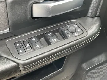 2025 Ram 2500 - image 24