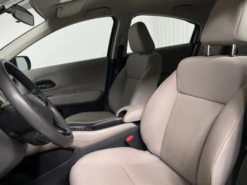 2016 Honda HR-V - image 3