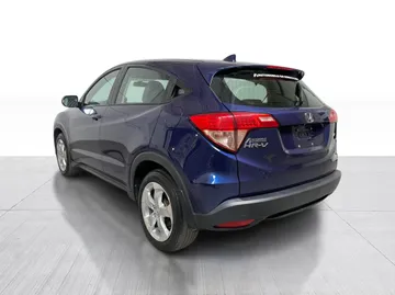 2016 Honda HR-V - image 10
