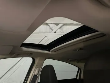 2018 Honda HR-V - image 6