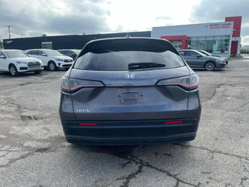 2023 Honda HR-V - image 7
