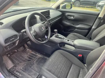 2023 Honda HR-V - image 8