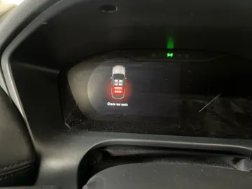 2025 Honda HR-V - image 25