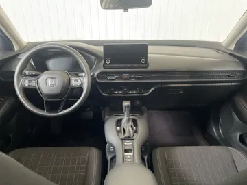2025 Honda HR-V - image 4