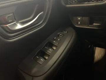 2023 Honda HR-V - image 24