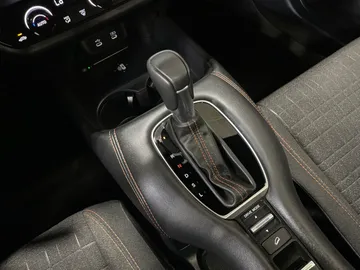 2026 Honda HR-V - image 26