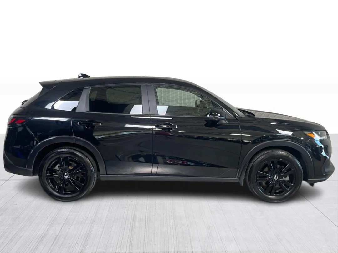 2026 Honda HR-V — photo 2
