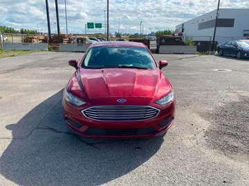 2018 Ford Fusion - image 2