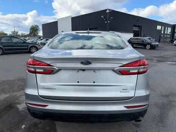 2020 Ford Fusion - image 6