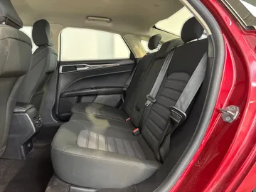 2020 Ford Fusion Energi - image 15