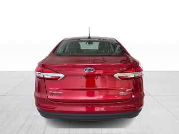 2020 Ford Fusion Energi - image 12