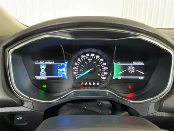 2017 Ford Fusion - image 17