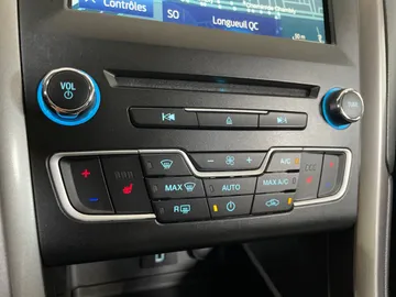 2017 Ford Fusion - image 25