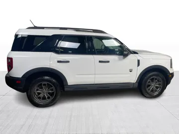 2023 Ford Bronco Sport - image 2