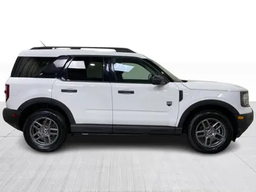 2025 Ford Bronco Sport - image 2