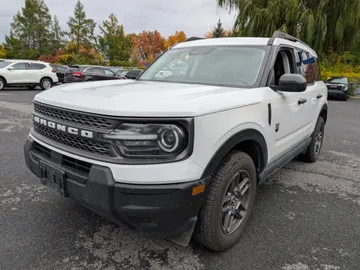 2025 Ford Bronco Sport - image 2