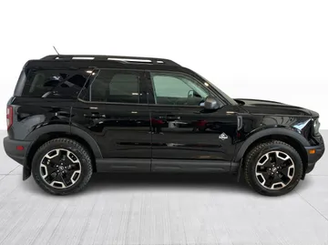 2024 Ford Bronco Sport - image 2