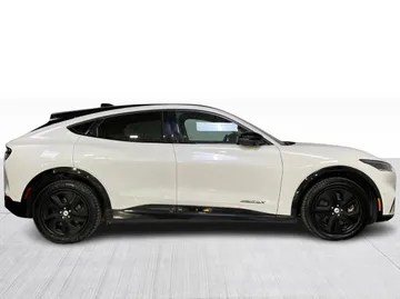 2023 FORD MACH-E - image 2