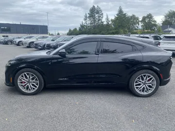 2022 Ford Mustang Mach-E - image 4