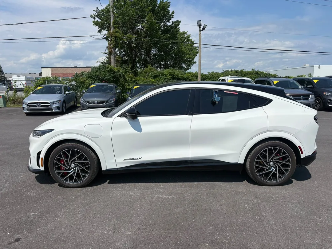 2022 Ford Mustang Mach-E — photo 3