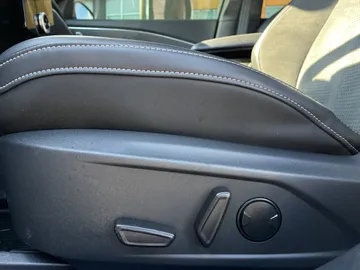2022 Ford Mustang Mach-E - image 29