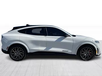 2022 Ford Mustang Mach-E - image 2
