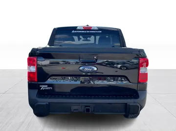 2022 Ford Maverick - image 7
