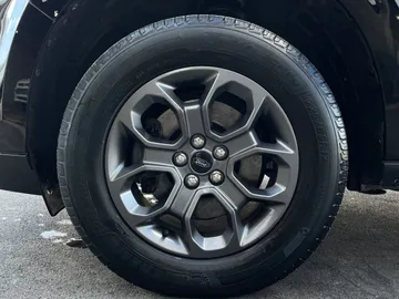 2022 Ford Maverick - image 15
