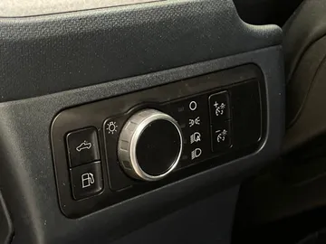 2023 Ford Maverick - image 26