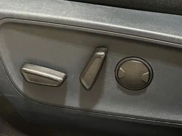 2023 Ford Maverick - image 19