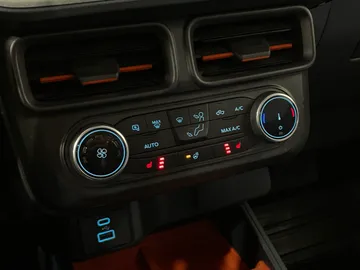 2023 Ford Maverick - image 21