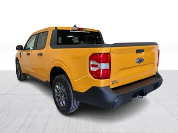 2023 Ford Maverick - image 12